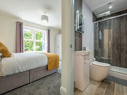 Routhorpe House