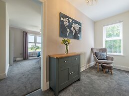 Routhorpe House