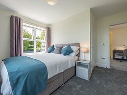 Routhorpe House