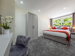 Routhorpe House