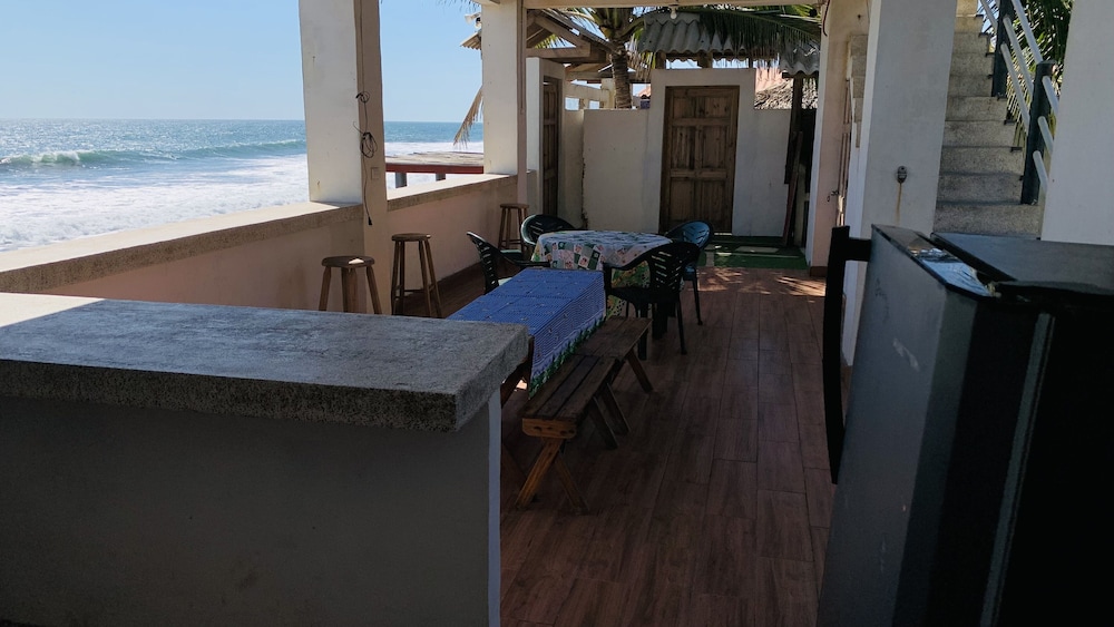 Aqua Vista Beach House