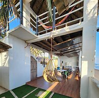 Aqua Vista Beach House