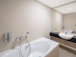 The Reiz Suites, Artotel Curated