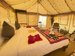 Royal Golden Camp
