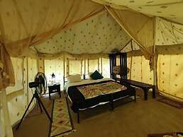 Royal Golden Camp