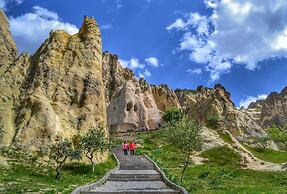 Alice in Cappadocia