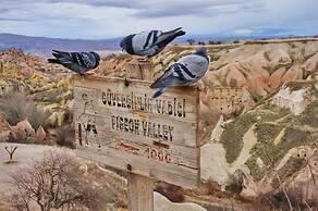 Alice in Cappadocia