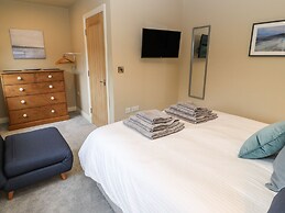 1 Stansfield Mews