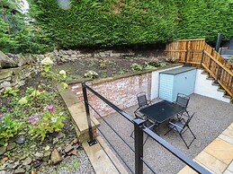 1 Stansfield Mews