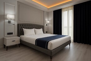 Loft Airport Hotel