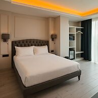 Loft Airport Hotel