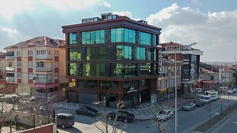Loft Airport Hotel