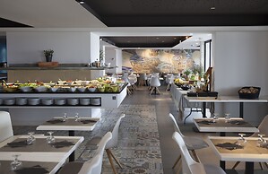 Hotel Brisamar Suites