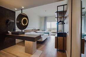 Hotel Brisamar Suites