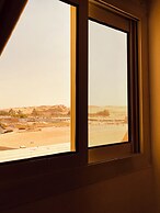 Seven Pyramids Inn