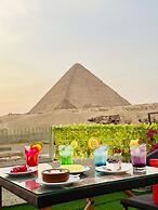 Seven Pyramids Inn