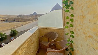 Seven Pyramids Inn