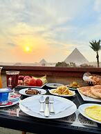 Seven Pyramids Inn