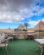 Seven Pyramids Inn