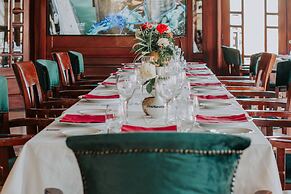 Borj Des Cascades