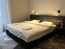 Rumor Rooms