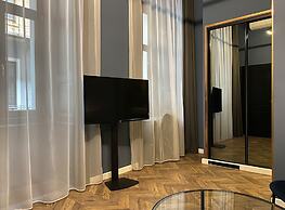 Rumor Rooms
