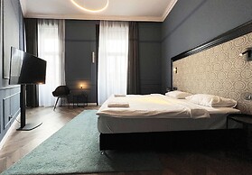 Rumor Rooms