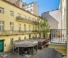 VN48 Suites by Adrez Living