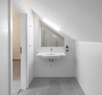 VN48 Suites by Adrez Living