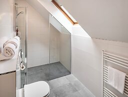 VN48 Suites by Adrez Living