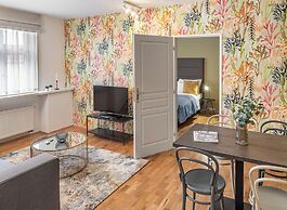VN48 Suites by Adrez Living