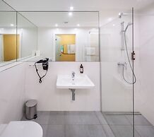 VN48 Suites by Adrez Living