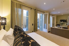 Ipelhome Plaka Boutique Apartments
