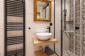 Ipelhome Plaka Boutique Apartments