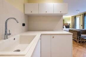 Ipelhome Plaka Boutique Apartments