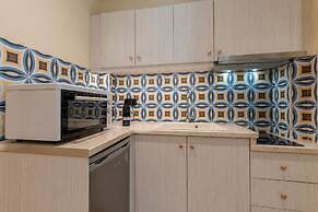 Ipelhome Plaka Boutique Apartments