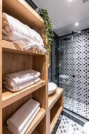 Ipelhome Plaka Boutique Apartments