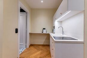 Ipelhome Plaka Boutique Apartments