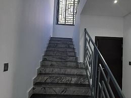 central street 9680