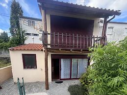 1 bed - Sleeps 4 - Pets - Balcony - Mtn View