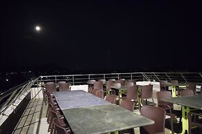Hotel Vijay Krishna