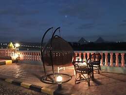 Heru Pyramids View Hotel