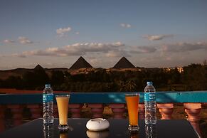 Heru Pyramids View Hotel