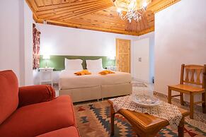 Liya Boutique Hotel & Suites