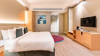 M World Hotel