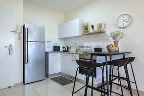 Melony Apartment