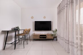 Melony Apartment