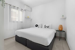 Melony Apartment
