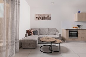 Melony Apartment
