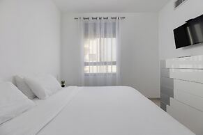 Melony Apartment